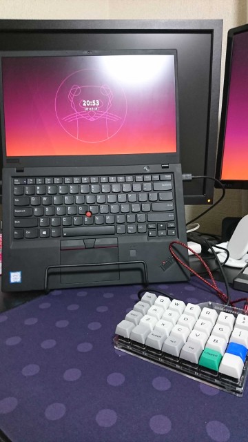 このthinkpadは個人のもの。180度開いて使う日が来ると思ってなかった