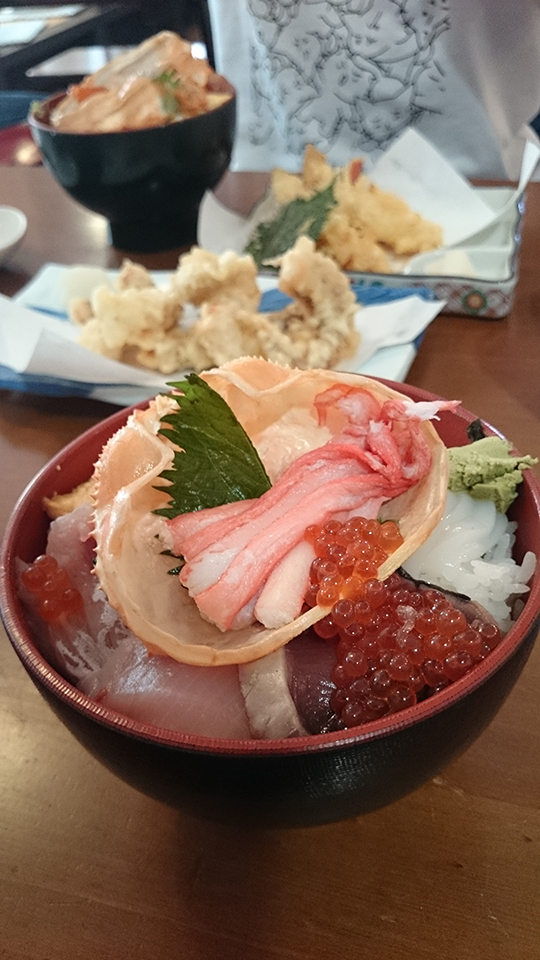 海鮮丼